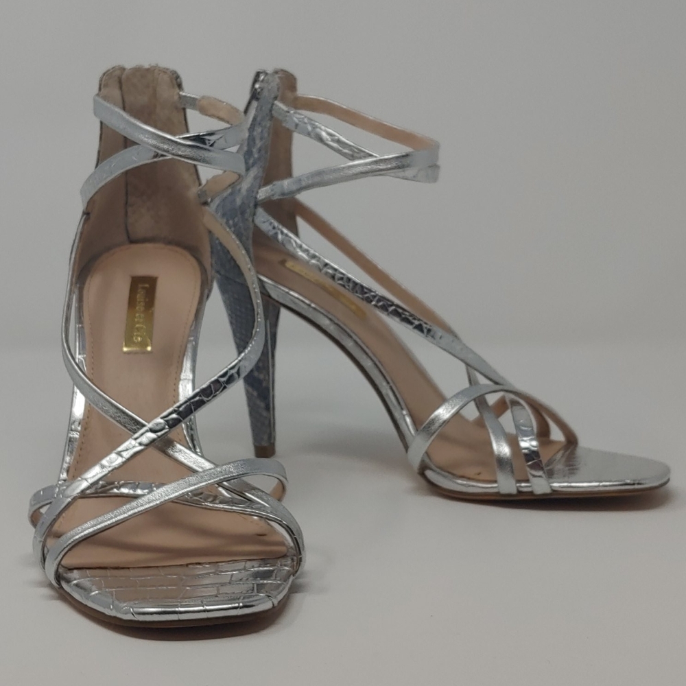 Louise et Cie LO-KREELI 6 .5 M Strappy high heels.